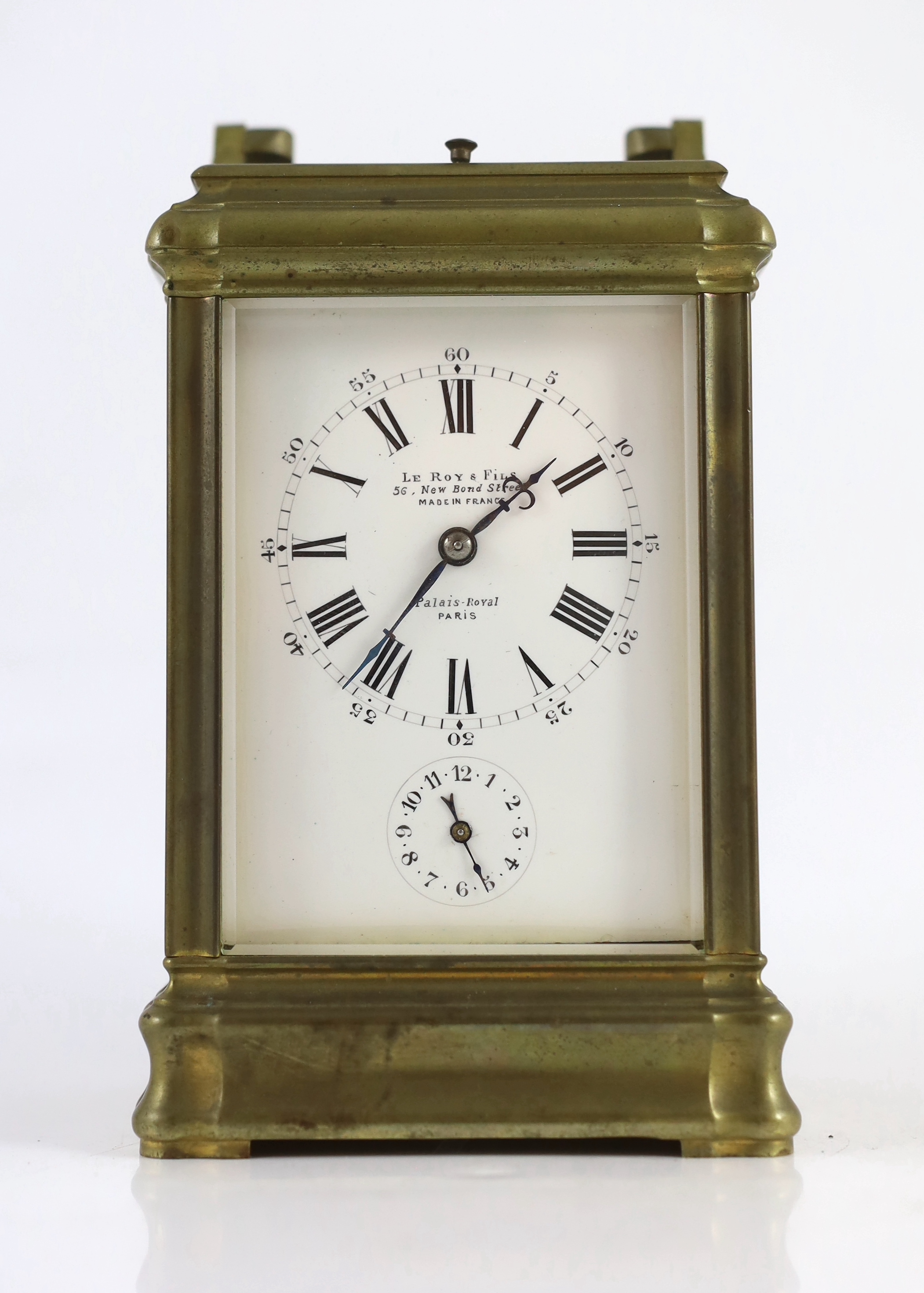 Le Roy & Fils, New Bond Street and Palais Royal. A late 19th century hour repeating carriage alarum clock with patent bottom winding